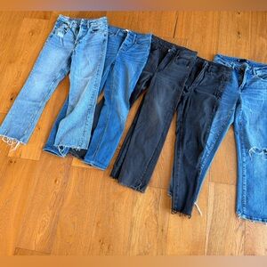 H&M Women's Blue and Black Cropped Jeans